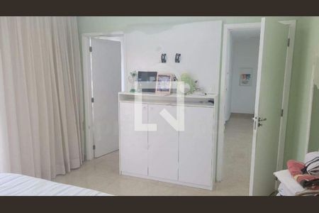 Casa à venda com 4 quartos, 270m² em Vargem Pequena, Rio de Janeiro