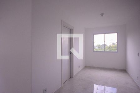 Sala/Cozinha  de apartamento para alugar com 2 quartos, 35m² em Parque Bristol, São Paulo