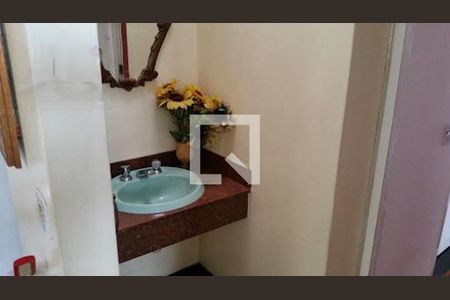 Casa à venda com 4 quartos, 300m² em Vila Mariana, São Paulo