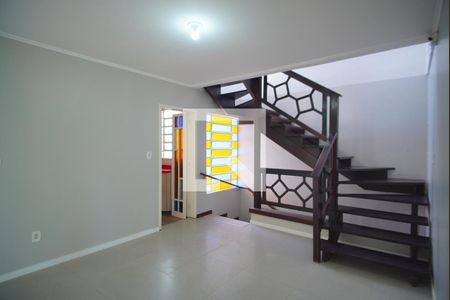 Sala 2 de casa à venda com 6 quartos, 400m² em Chácara das Pedras, Porto Alegre