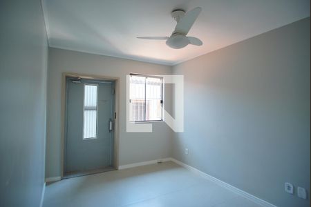 Sala 3 de casa à venda com 6 quartos, 400m² em Chácara das Pedras, Porto Alegre