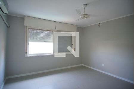 Suíte de casa à venda com 6 quartos, 400m² em Chácara das Pedras, Porto Alegre