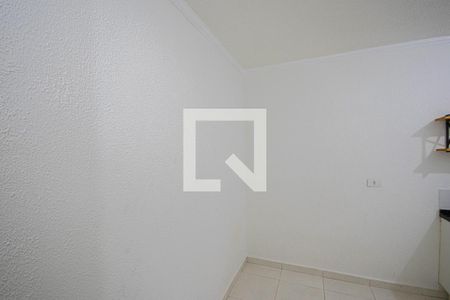 Sala/Cozinha de apartamento para alugar com 1 quarto, 25m² em Vila Gustavo, São Paulo