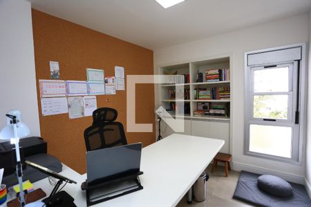 Escritório de apartamento à venda com 2 quartos, 68m² em Vila Suzana, São Paulo