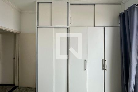 Quarto 01 de apartamento à venda com 3 quartos, 112m² em Leme, Rio de Janeiro