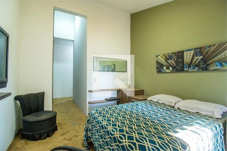 Casa à venda com 3 quartos, 350m² em Jardim Prudência, São Paulo