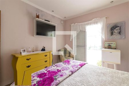 Casa à venda com 3 quartos, 400m² em Vila Claudia, São Paulo