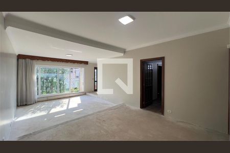 Casa à venda com 3 quartos, 340m² em Vila Sao Paulo, São Paulo