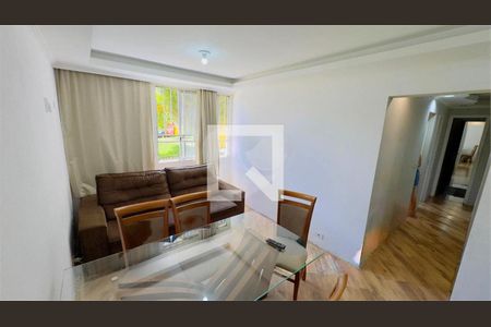 Apartamento à venda com 2 quartos, 58m² em Jardim Santa Josefina, São Paulo