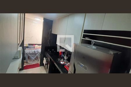 Apartamento à venda com 2 quartos, 61m² em Jardim Santa Josefina, São Paulo