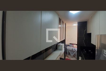 Apartamento à venda com 2 quartos, 61m² em Jardim Santa Josefina, São Paulo