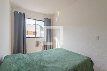 Quarto 1 de apartamento para alugar com 2 quartos, 45m² em Vargem Grande, Rio de Janeiro