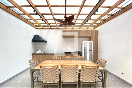 Casa à venda com 4 quartos, 330m² em Jardim Prudência, São Paulo