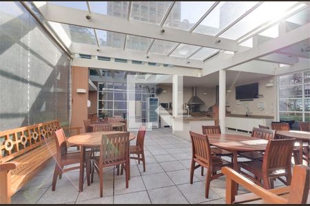 Apartamento à venda com 3 quartos, 127m² em Vila Olímpia, São Paulo