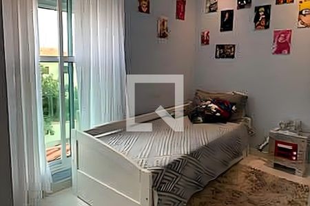 Casa à venda com 3 quartos, 250m² em Parque das Nações, Santo André