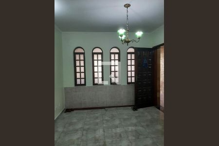 Casa à venda com 3 quartos, 136m² em Vila Camilópolis, Santo André