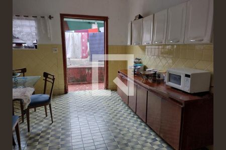 Casa à venda com 3 quartos, 324m² em Vila Assunção, Santo André