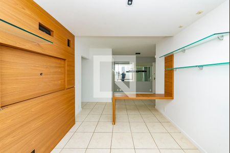Sala de apartamento para alugar com 2 quartos, 70m² em Buritis, Belo Horizonte