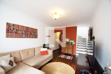 Sala de casa à venda com 3 quartos, 183m² em Vila Madalena, São Paulo