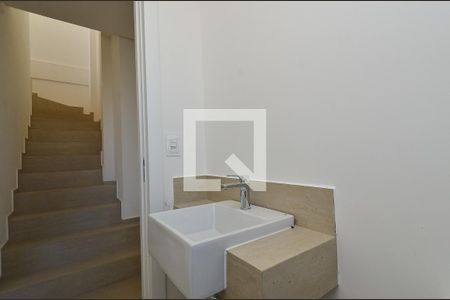 Lavabo de apartamento à venda com 3 quartos, 177m² em Funcionários, Belo Horizonte