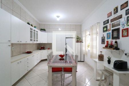 Casa à venda com 3 quartos, 223m² em Vila Metalúrgica, Santo André