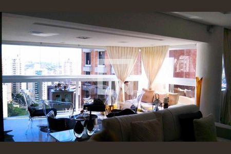 Apartamento à venda com 3 quartos, 244m² em Vila Suzana, São Paulo