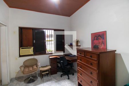 Quarto 1 de casa à venda com 3 quartos, 230m² em Largo do Barradas, Niterói