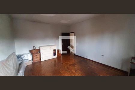 Casa à venda com 3 quartos, 150m² em Interlagos, São Paulo