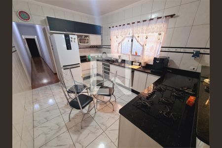 Casa à venda com 3 quartos, 200m² em Jardim Satelite, São Paulo