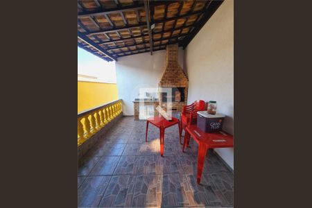 Casa à venda com 3 quartos, 200m² em Jardim Satelite, São Paulo