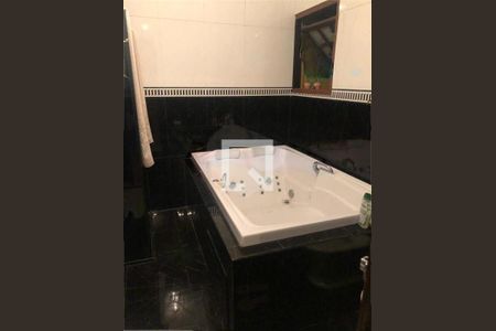 Casa à venda com 3 quartos, 360m² em Vila Graciosa, São Paulo