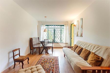 Casa à venda com 3 quartos, 250m² em Jardim Petropolis, São Paulo