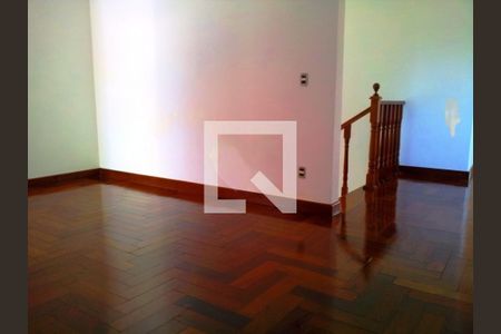 Casa à venda com 4 quartos, 400m² em Chácara Monte Alegre, São Paulo