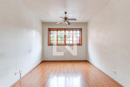 Casa à venda com 3 quartos, 319m² em Jardim Petropolis, São Paulo