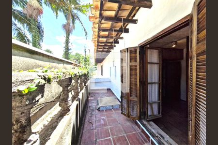 Casa à venda com 3 quartos, 406m² em Jardim Cordeiro, São Paulo