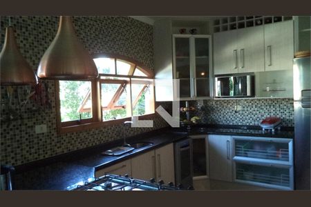 Casa à venda com 3 quartos, 253m² em Jardim Prudência, São Paulo
