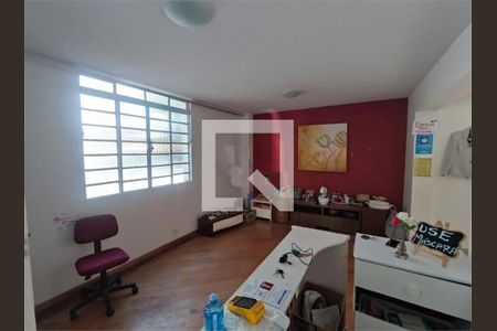 Casa à venda com 3 quartos, 140m² em Jardim Petropolis, São Paulo