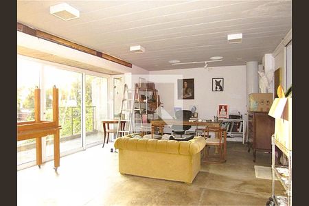 Casa à venda com 3 quartos, 270m² em Jardim Prudência, São Paulo