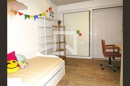 Casa à venda com 3 quartos, 270m² em Jardim Prudência, São Paulo