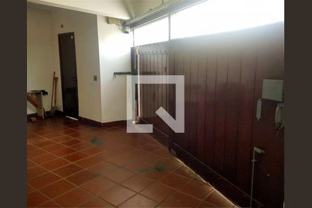 Casa à venda com 4 quartos, 350m² em Jardim Umuarama, São Paulo