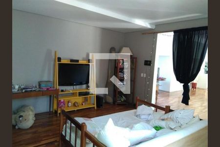Casa à venda com 4 quartos, 510m² em Interlagos, São Paulo