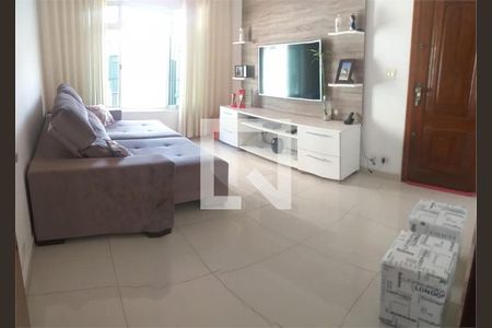 Casa à venda com 4 quartos, 209m² em Campo Grande, São Paulo