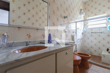 Casa à venda com 3 quartos, 225m² em Jardim Petropolis, São Paulo