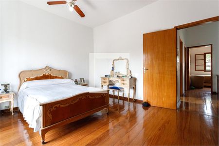 Casa à venda com 3 quartos, 225m² em Jardim Petropolis, São Paulo