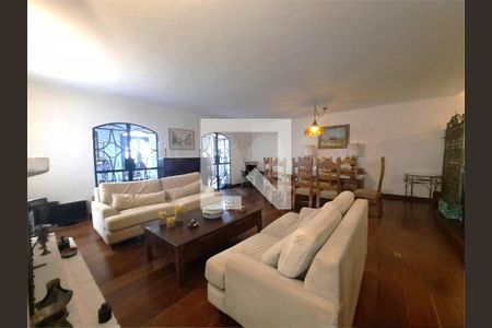 Casa à venda com 4 quartos, 320m² em Santo Amaro, São Paulo