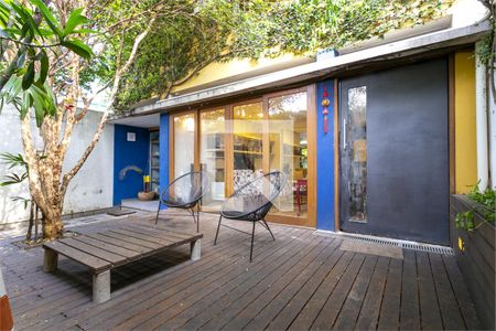 Casa à venda com 3 quartos, 110m² em Santo Amaro, São Paulo