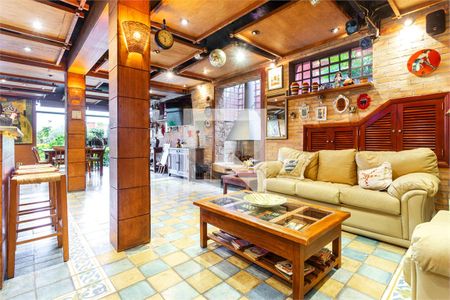 Casa à venda com 3 quartos, 305m² em Interlagos, São Paulo