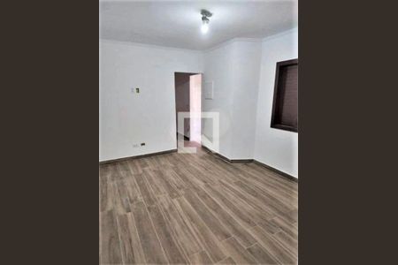 Casa à venda com 3 quartos, 161m² em Vila Campo Grande, São Paulo