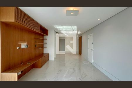 Sala de apartamento à venda com 3 quartos, 125m² em Pinheiros, São Paulo