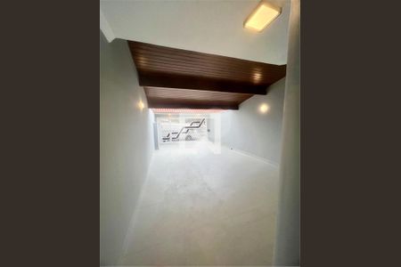 Casa à venda com 3 quartos, 210m² em Vila Bela Vista, Santo André